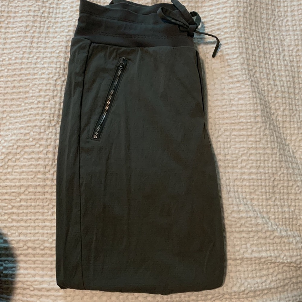 Athleta joggers